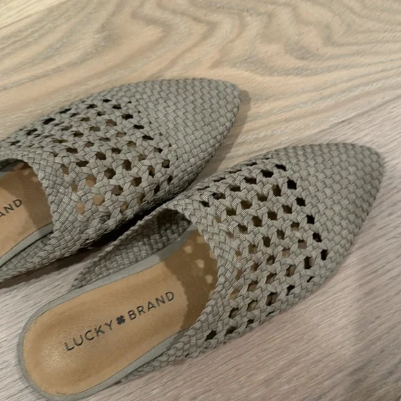 Lucky Brand crocheted flat mules - Picture 3 of 3